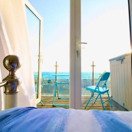 Serenity "Your Calm Seafront Retreat" By Air Premier 시퍼드 외부 사진